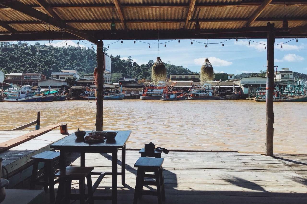 Rub Lom Chom Klong Homestay Chumphon Luaran gambar