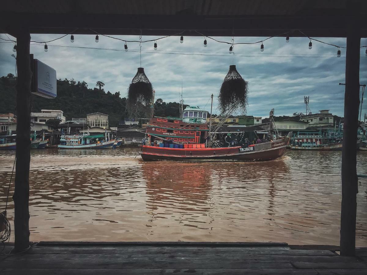 Rub Lom Chom Klong Homestay Chumphon Luaran gambar