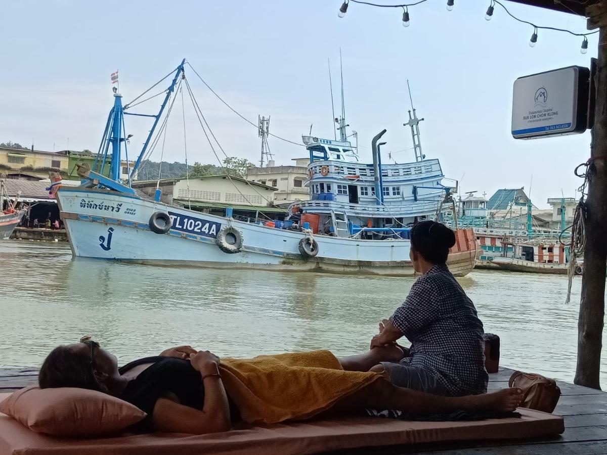 Rub Lom Chom Klong Homestay Chumphon Luaran gambar